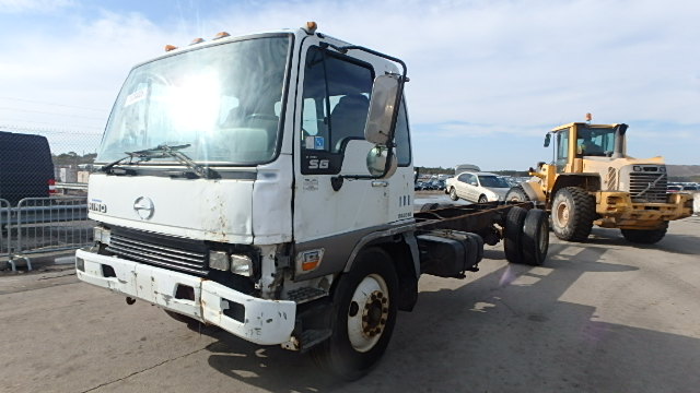 truck wreckers sydney 