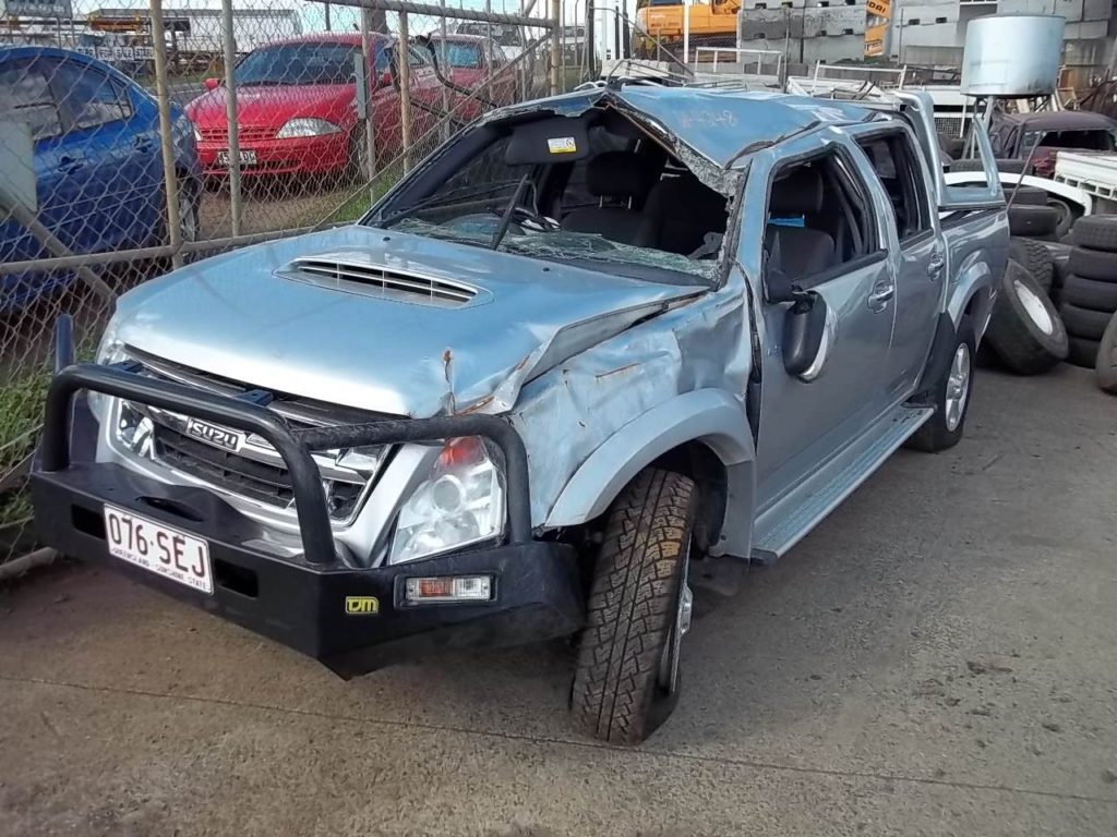 truck wreckers gold coast 